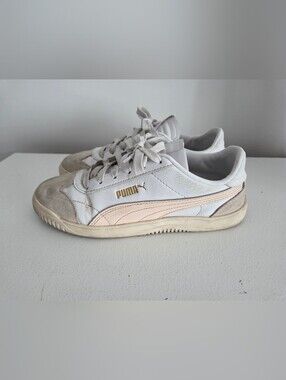 Puma Women’s Casual White & Light Pink Sneakers